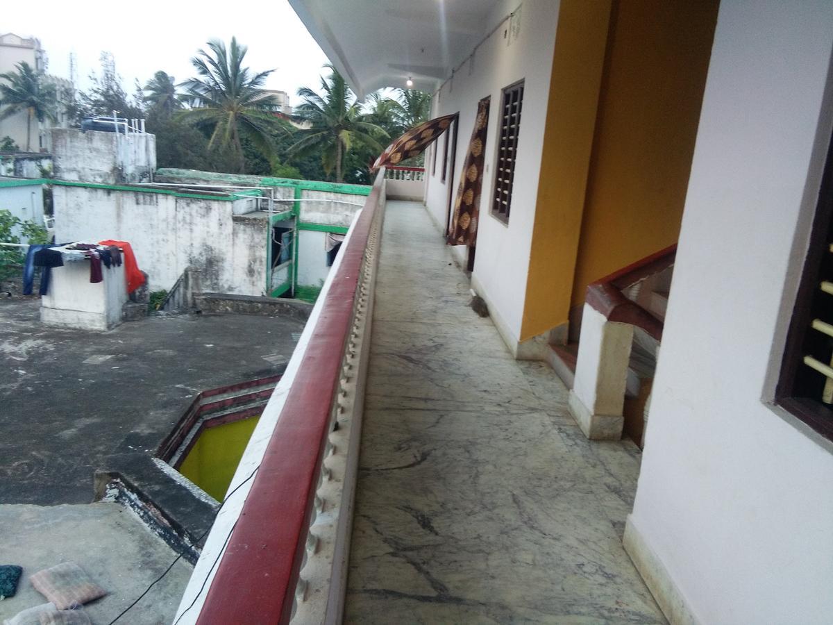 Hotel Sun Village Puri Exterior photo