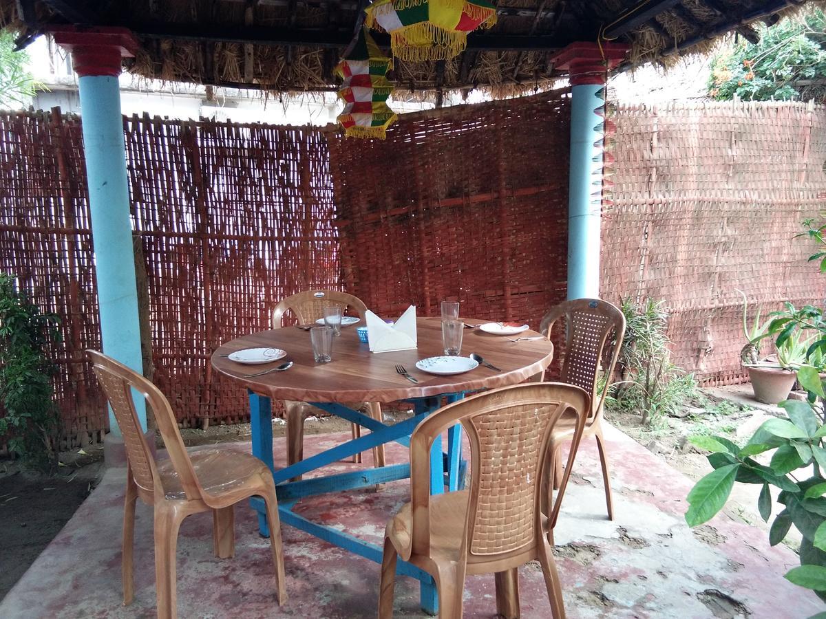 Hotel Sun Village Puri Exterior photo